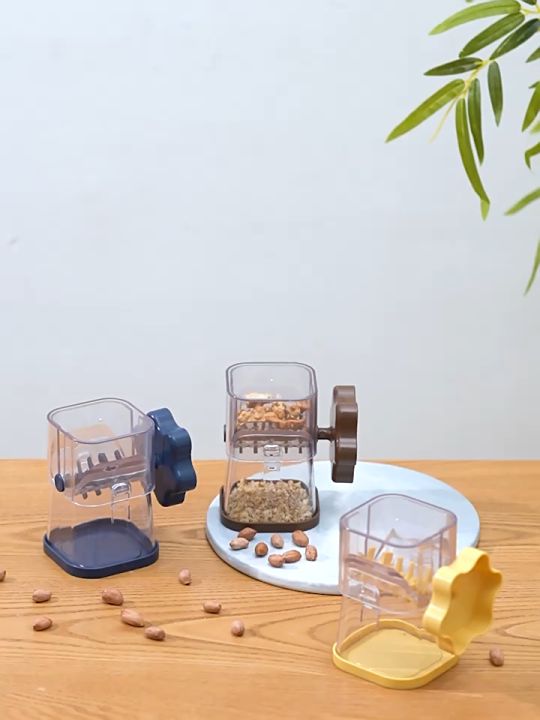 Melo home Manual Nut Grinder Multifunctional Dried Fruit Crusher Peanut Masher Nut Chopper chocolate Grinding Device Kitchen Tools