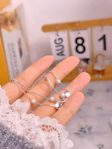 BWjewerly สร้อยข้อมือรูปโคลเวอร์สี่แฉก ชุบเงิน ดีไซน์เก๋ไก๋และวิจิตรบรรจง ของขวัญวันวาเลนไทน์
