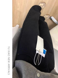 YUXIAO | Black Straight Leg High Waist Wide Fit Slimming Jeans