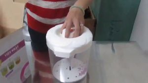 Hộp muối dưa cà thông minh Việt Nhật- nén ròn thơm ngon dễ sử dụng . Nhựa An toàn tuyệt đối