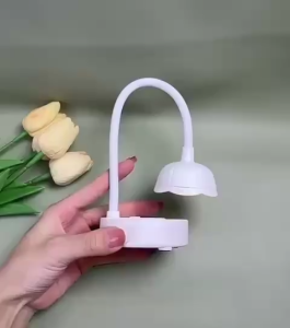 Table Electric red light nail lamp nail shop special quick-drying small new model 美甲光疗灯智能感应红光美甲灯美甲店专用速干小型新款不黑手