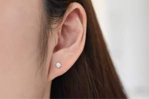 ต่างหูเงินแท้ 925 ระดับเพชร CZ Swiss Diamond งานฝังเพชร 4 เตย