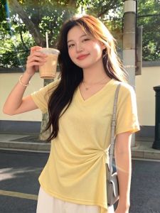 AIYITI | Yellow V-neck Slim Fit T-shirt