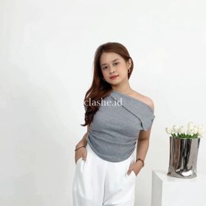 Alza Basic Crop Top Rib One Shoulder OOTD by Clashe