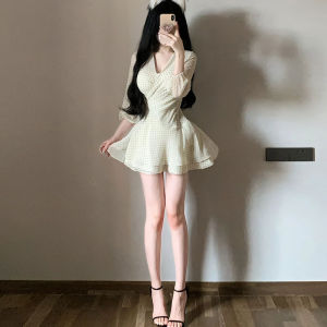 French Style Sweet V-Neck Polka Dot Waist-Cinching Short Skirt Korean Mini Dress Summer Season Slim Fit Dress City Commute