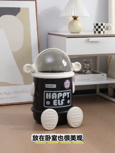 IFS ถังขยะพลิกของใช้ในครัวเรือนการ์ตูนห้องครัวห้องนั่งเล่นคนดังทางอินเทอร์เน็ตพร้อมฝาปิดถังขยะกันฝุ่นความจุขนาดใหญ่