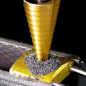 MUSCLE COW ชุดดอกสว่าน 3 ชิ้น ทรงเจดีย์ ขั้นบันได StepDrill เจาะรู ขยายรู คว้านรู ดอกเล็ก-ใหญ่ ขนาด 4-32 4-20 4-12 วัสดุ High Speed Steel