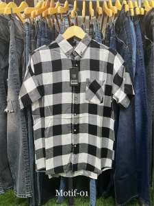BLESSINDO STORE//KEMEJA LENGAN PENDEK PRIA KEKINIAN//KEMEJA PRIA DISTRO//KEMEJA PRIA