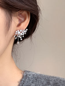 Sparkling Firework Pearl Snowflake Earrings Luxury Romantic Elegant Exquisite Fashion Jewelry Clip-On Earrings for Women