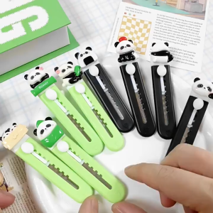 Pisau Cutter Mini Lucu Panda Utility Knife Mini Cutter karakter panda Pemotong Kertas Mini Portable warna polos