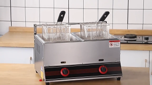 Commercial Gas Deep Fryer Single Cylinder Double Stove with 2 Frying Baskets 304 Stainless Steel Body 20L Capacity Low Pressure Valve 2 Control Knobs for Food Stall Restaurant Street Business