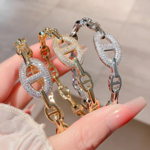 Vòng Tay Kiểu Dáng Thời Thượng Mạ Vàng 18K Bằng Đồng Thau Dành Cho Nữ Thiết Kế Mới Kiểu Dáng Quý Tộc