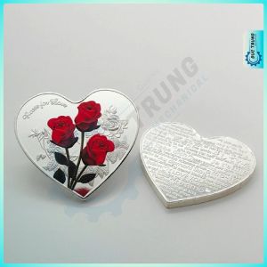 Đồng Xu Trái Tim Khắc Hoa Hồng Đỏ Và Chữ I Love You Bằng Nhiều Thứ Tiếng - Quà Tặng Ý Nghĩa