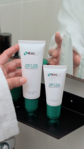 Healez Melt The Day Away Makeup Removal Gel