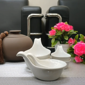 WHITE CERAMIC DUCK-MOUTH DIPPING DISH | SAUCE OR CONDIMENT BOWLS | CAVIAR SPOONS SAUCE DISH SPOON