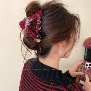 Retro Plush Triangle Hair Claw Womens Large Red Shark Tail Back of Head Hair Clip Fashionable Hair Accessories