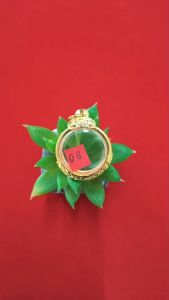 Ok- กรอบพระสำเร็จรูปวงกลมชุบไมคร่อนสีทอง ใส่เหรียญครุฑ 2517 ได้