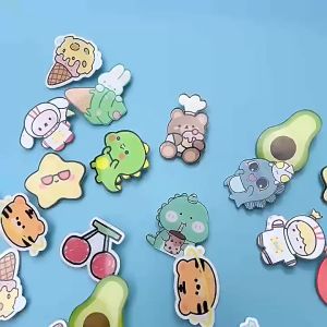 🔥IVY 1pcs Cute Creative Cartoon Acrylic Astronaut Brooch Girl Accessories Clothes Bag Pendant Badge Pin