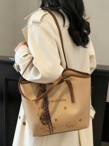 Korean Style Large Capacity Womens Tote Bag Commuter Shoulder Bag Rigid Structure Daily Use Versatile Handbag PU Leather