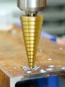 3-12mm 4-12mm 4-20mm 4-32mm HSS Straight Groove Titanium Step Drill Bit Set Automatic Center PunchTitanium Coated Wood Metal Hole Cutter Core Drill Bit Set