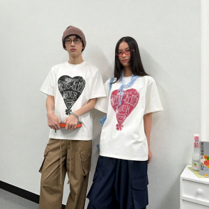 Roaringwild | Heart Print Short Sleeve T-Shirt