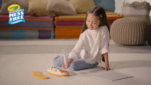 Crayola Color Wonder Magic Light Brush Mess Free Painting Station for Kids Gift for Kids Toddler Toys & Activities Ages 3 4 5