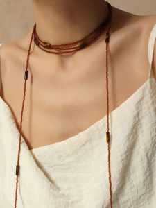 Long Knitwear Necklace Womens Style 2025 New High-End Sensation Clavicle Chain Lightweight Luxury Accessory French Vintage Design