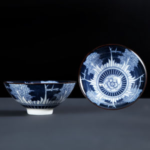 Japanese Blue and White Porcelain Hand-painted Customizable Cup