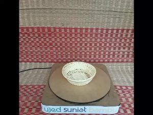 Tempat Makanan Snack atau Kiring dari Anyaman Bambu Bulat Diameter 15 cm