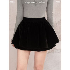 loveheynew | Chân Váy Ngắn Xòe Đai Cao Velvet Đen