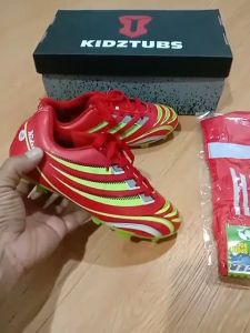 KIDZTUBS Sepatu Bola Anak Paket Komplit Sepatu Bola Tas Skin Deker Kaos Kaki Usia 6-10 Tahun Size 28 29 30 31 32 33 34 35 36 37 KDZ1747123024
