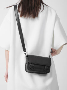 VERHERTZ | Stylish and Sporty Small Crossbody Bag