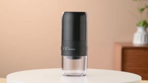 Portable USB Electric Coffee Bean Grinder 40 Gears Adjustable Rechargeable Mini Coffee Machine for Household Use