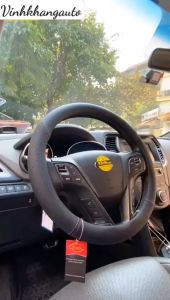 Bọc vô lăng ô tô da Nappa VuaAuto cao cấp sang trọng thoáng khí cầm chắc tay thiết kế phù hợp với các loại xe
