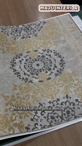 Wallpaper Dinding Batik Medallion Classic Abu Cream Cokelat untuk Ruang Tamu & Musholla