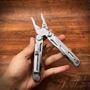 GHK6PRO Multifunctional Plier Folding Plier Wire Stripper EDC Outdoor Camping Multitool Pocket Mini Portable tools Multipurpose Outdoor Survival Portable Multi Tool Set