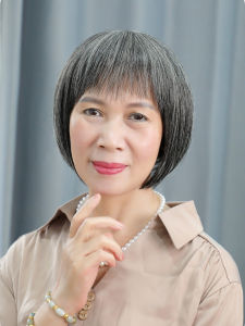 Natural Short Straight Bob Hair Wig for Elderly Women White Hair Full Head Covering Real Human Hair Lightweight Breathable