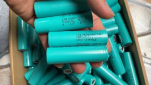 INR SAMSUNG 20R CHÍNH HÃNG THÁO KHỐI DUNG LƯỢNG 2000 mAh - XẢ 25A LIÊN TỤC - TỨC THỜI 35A