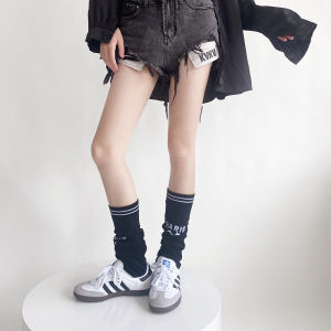 ถุงเท้าครึ่งแข้งลายตัวอักษรสีขาว ถุงเท้าสไตล์เกาหลีสีบล็อก กางเกงขาสั้นฤดูใบไม้ร่วง ถุงเท้าผู้หญิง