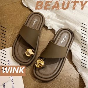 LHSunday สต๊อกแน่น รองเท้าแตะแฟชั่นคล้องนิ้วทรงสวยน้ำหนักเบาวัสดุผลิตจากยางทนทานต่อการใช้งานสุดๆสีสวยด้วยน๊าพร้อมส่งมากกดสั่งเลย