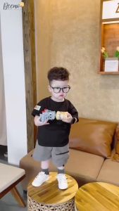 Set bộ cộc Beemo in chữ phối tag vải thun co giãn thoáng mát cho bé trai từ 9-24kg 4129BHB