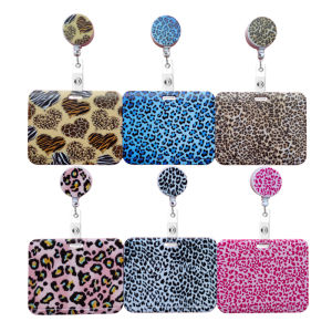 Kẹp Thẻ Rút Ngang Hình Báo Đốm Dành Cho Nữ Kẹp Thẻ Nhân Viên Kẹp Thẻ Bác Sĩ Y Tá Chất Liệu ABS