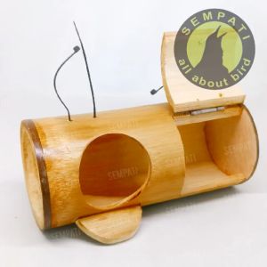 SEMPATI  Glodok Bambu Pintu Depan Sarang Glodok Lovebird Parkit Sarang Telur Burung Lovebird Sangkar Kapsul 1 Pintu Tempat Ternak Breeding Bertelur Kenari Hamster Sugar Glider