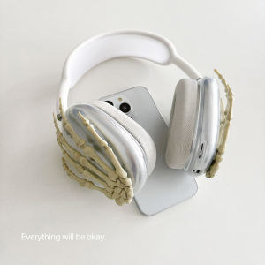 Hoolingxian Ins Skull Hand Airpods Max Earphone Protective Case Suitable for Apple Overhead Bluetooth Earphones Creative Stereo