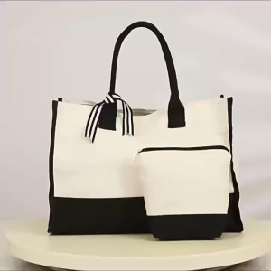 Elegant Monogrammed Canvas Tote Bag for Women Travel Shopping - Casual Chic Floral Design