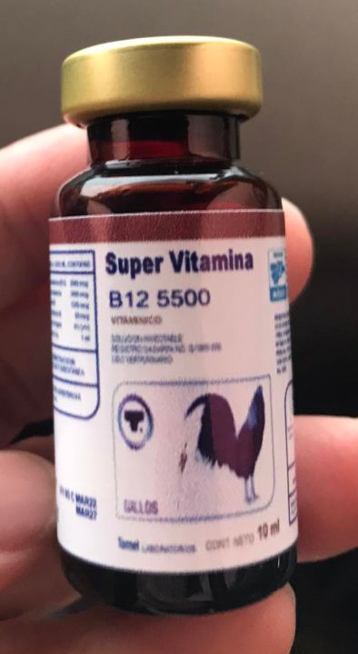 nad vs b12 injections At-Home Vitamin B12 4-Week Injection Package main image 1
