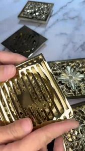 ยุโรปกลิ่นทองหลักฐานแมลงทองแดงทั้งหมดชั้นท่อระบายน้ำห้องน้ำระเบียงการรั่วไหลของน้ำท่อระบายน้ำชั้น T