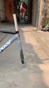 Khung fixed gear Gray F20 tặng kèm chén cổ khóa cốt yên càng