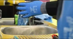 Găng tay chống dầu Wonder Grip WG-528L phủ nitrile găng tay chống thấm bám dính tốt độ bền cao thích hợp sửa chữa máy móc công nghiệp - Chính Hãng SAFEMALL