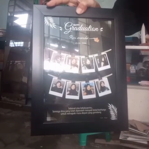 CETAK FOTO Frame bingkai Polaroid ukuran 10 R ( 20 x 30)